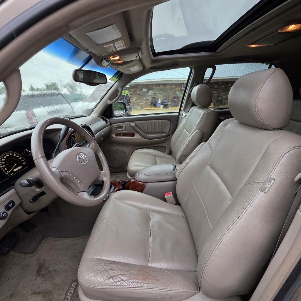 Toyota Sequoia Limited 4WD 2006