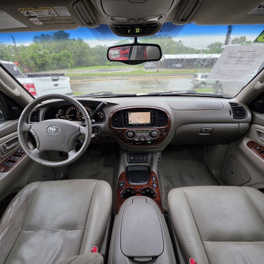 Toyota Sequoia Limited 4WD 2006