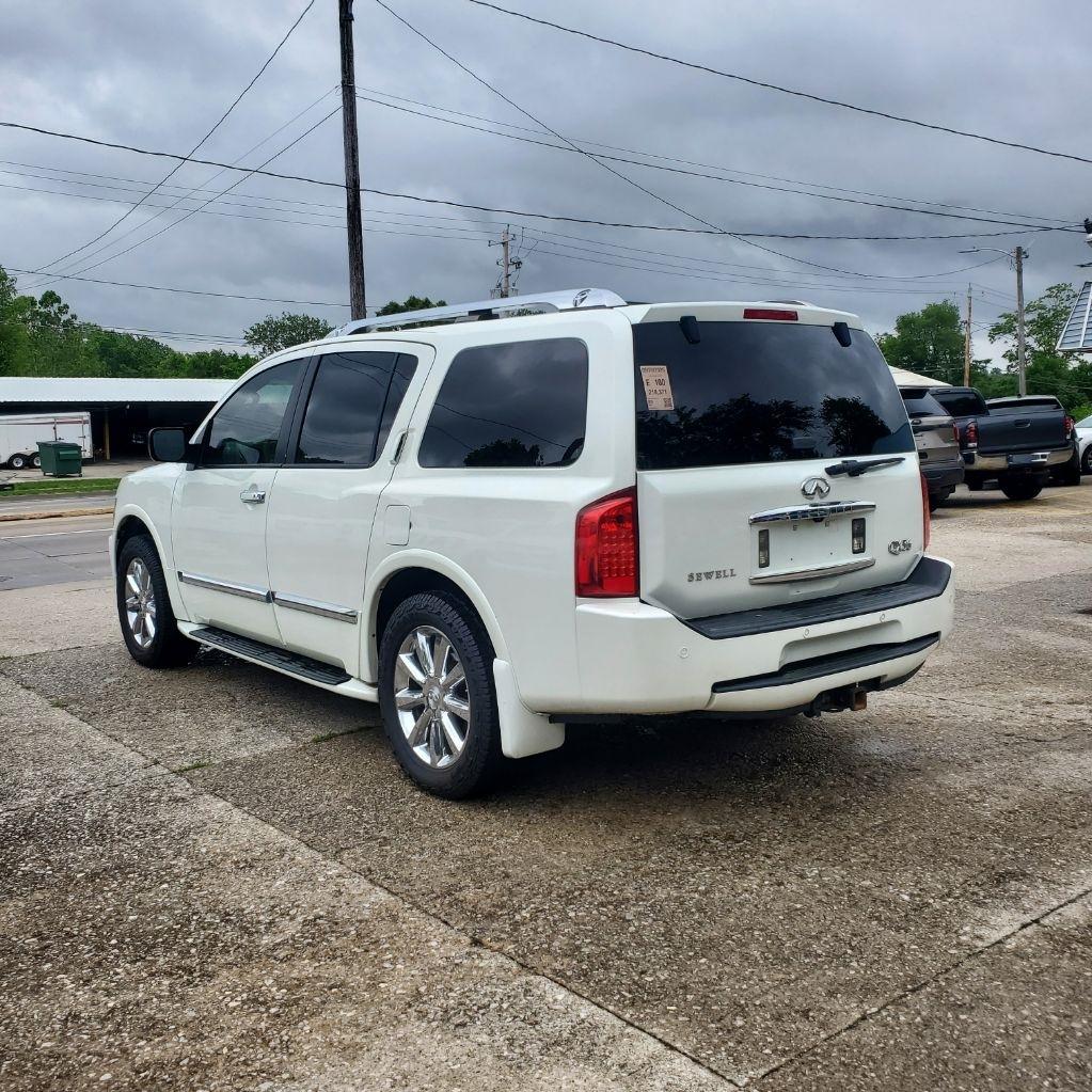 Infiniti QX56 AWD 2010