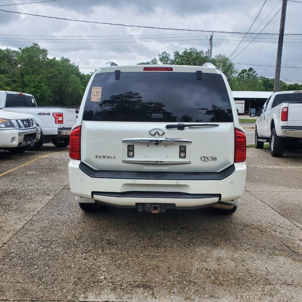 Infiniti QX56 AWD 2010
