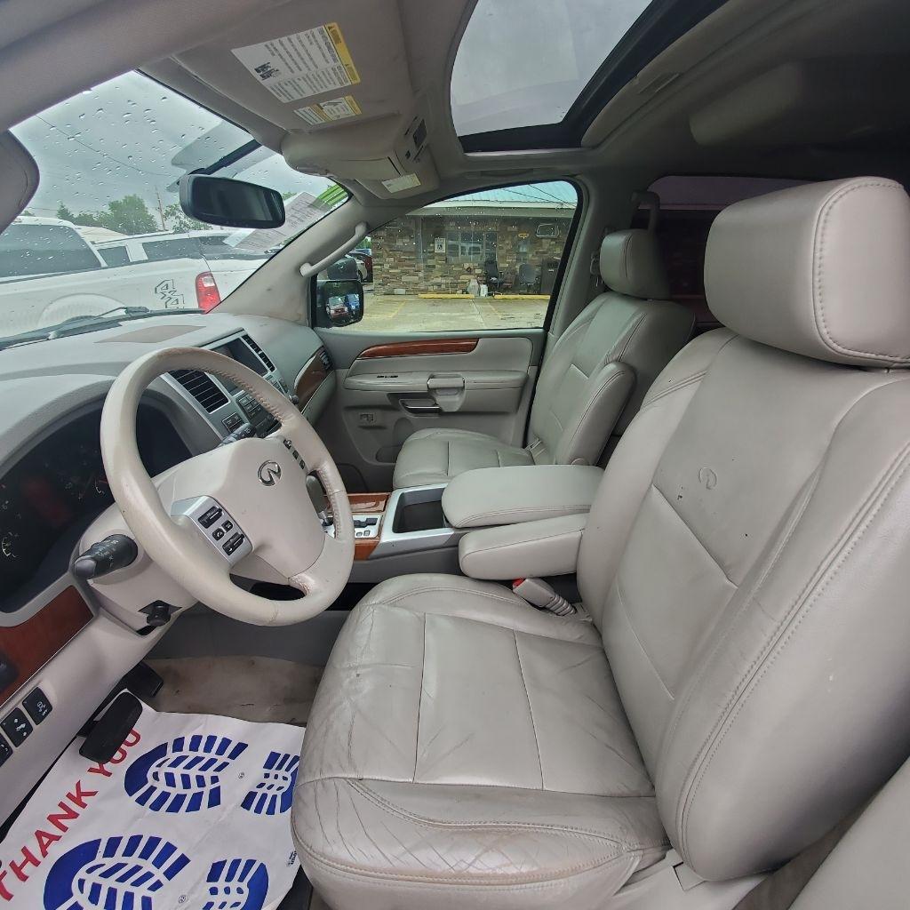 Infiniti QX56 AWD 2010