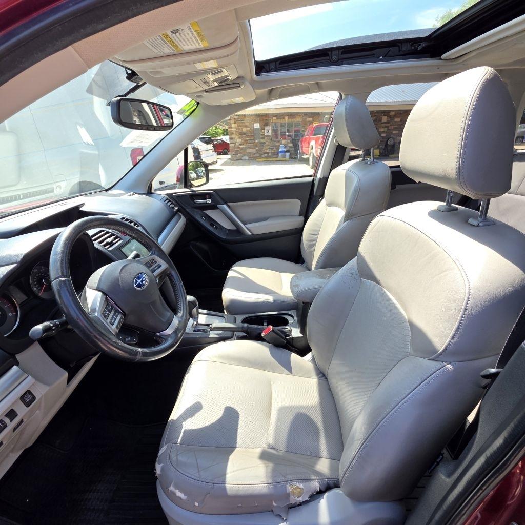 Subaru Forester 2.5i Limited 2014