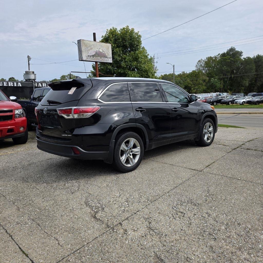 Toyota Highlander Limited AWD V6 2016