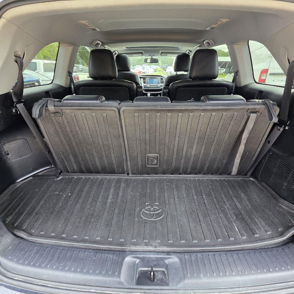 Toyota Highlander Limited AWD V6 2016