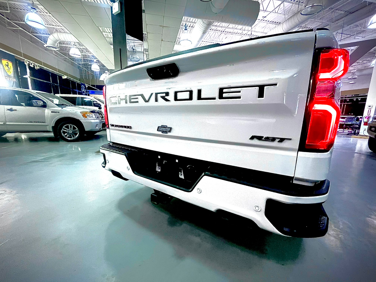 Chevrolet Silverado 1500 RST Crew Cab 4WD 2022 Chevrolet Silverado 1500 RST Crew Cab 4WD 2022
