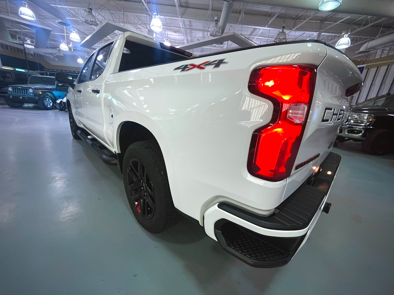 Chevrolet Silverado 1500 RST Crew Cab 4WD 2022 Chevrolet Silverado 1500 RST Crew Cab 4WD 2022