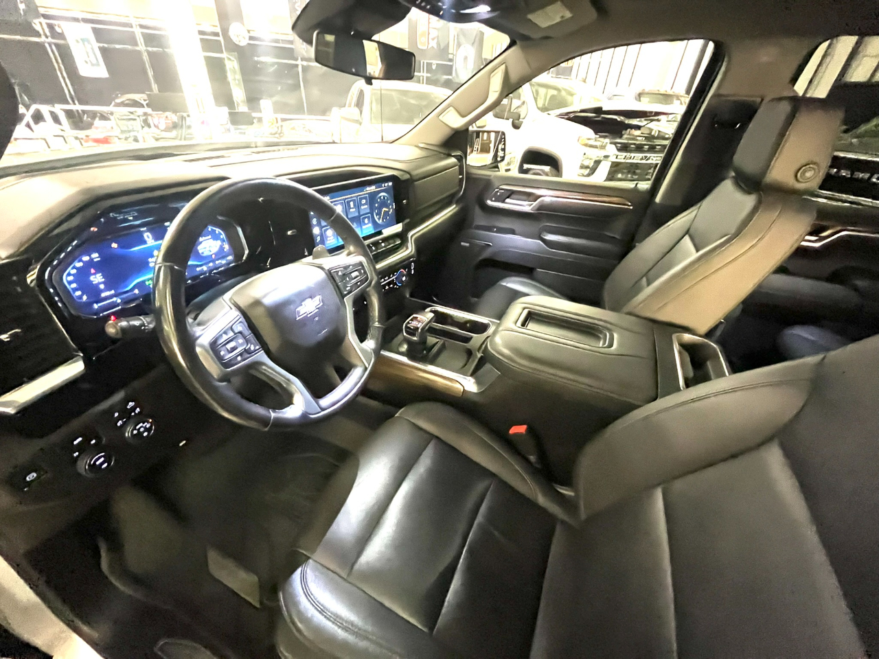 Chevrolet Silverado 1500 RST Crew Cab 4WD 2022 Chevrolet Silverado 1500 RST Crew Cab 4WD 2022