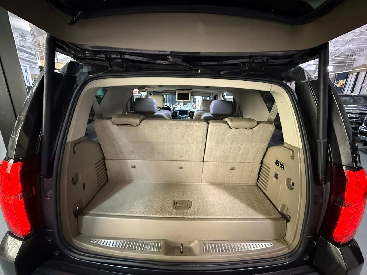 Chevrolet Tahoe LTZ 4WD 2015 Chevrolet Tahoe LTZ 4WD 2015