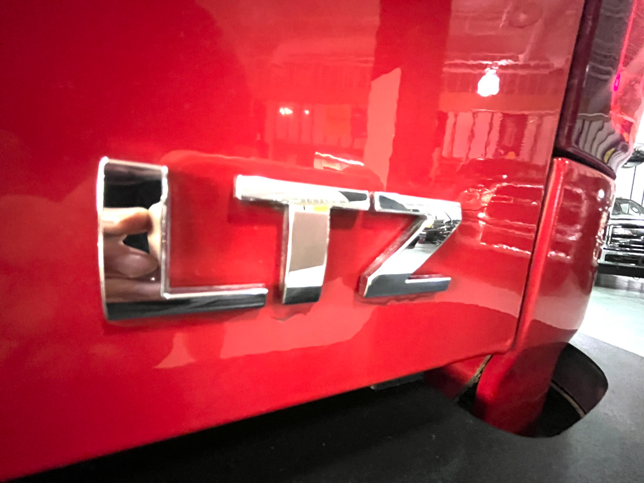 2013 Chevrolet Silverado 3500HD LTZ photo 2