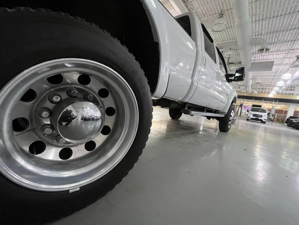 Ford F-450 SD Platinum Crew Cab DRW 4WD 2016