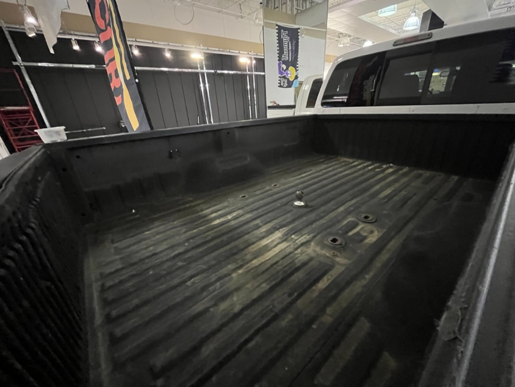 Ford F-450 SD Platinum Crew Cab DRW 4WD 2016