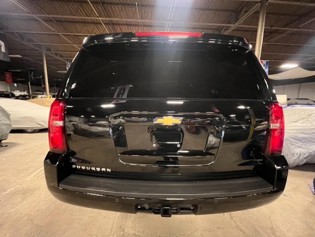 Chevrolet Suburban HD LS 4WD 2016