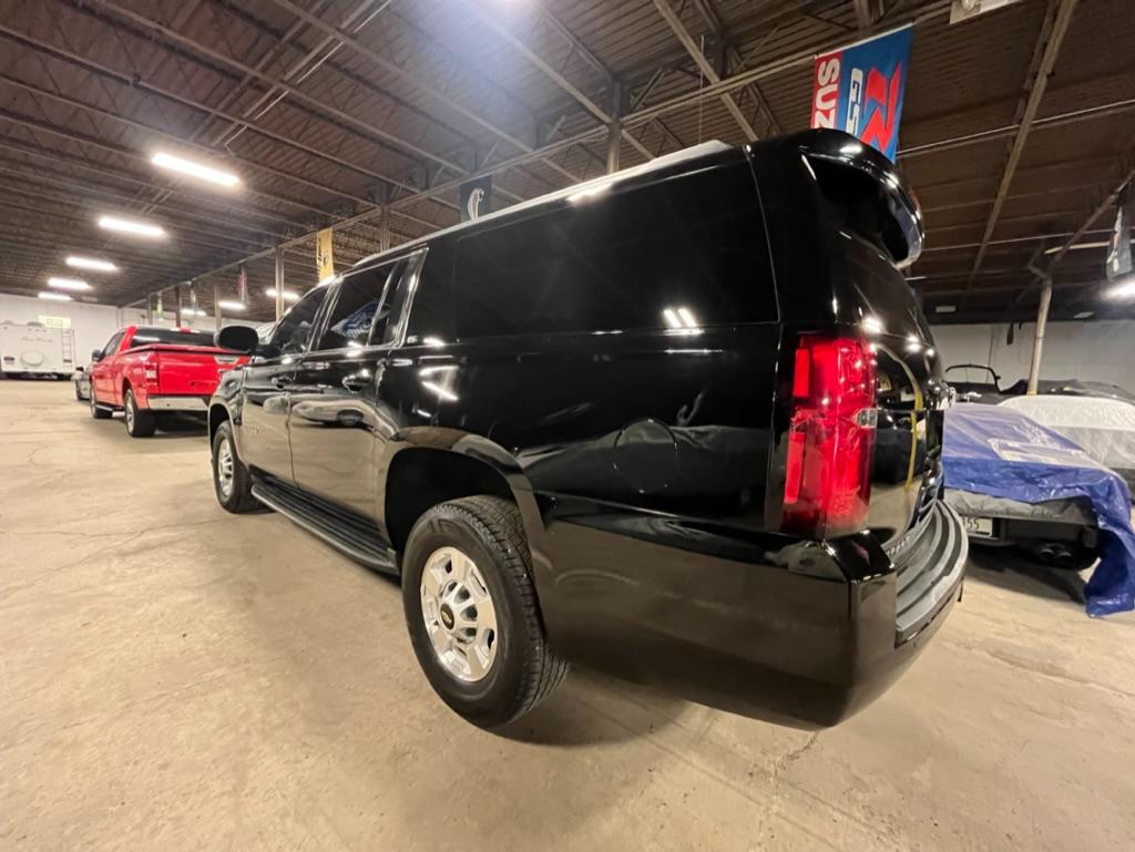 Chevrolet Suburban HD LS 4WD 2016