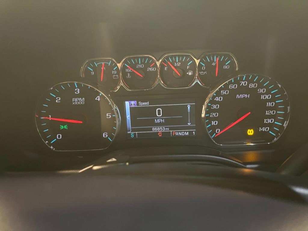 Chevrolet Suburban HD LS 4WD 2016