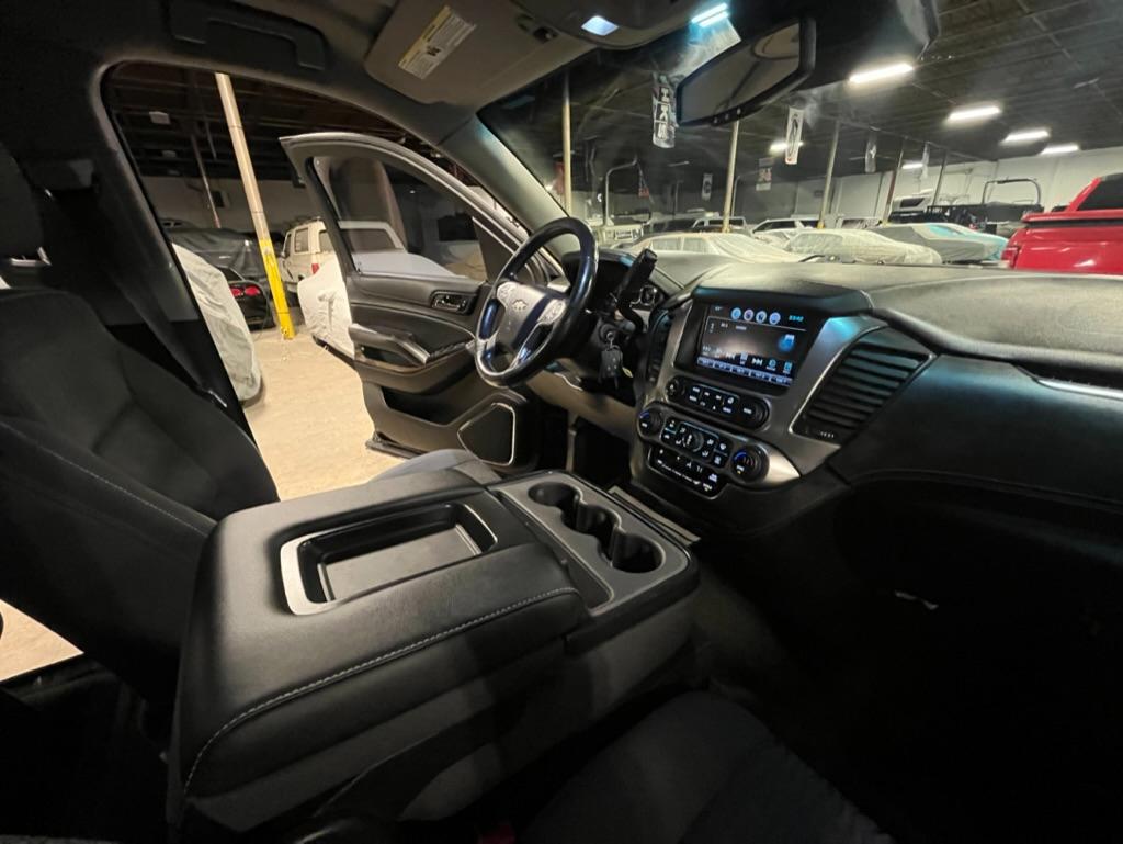 Chevrolet Suburban HD LS 4WD 2016