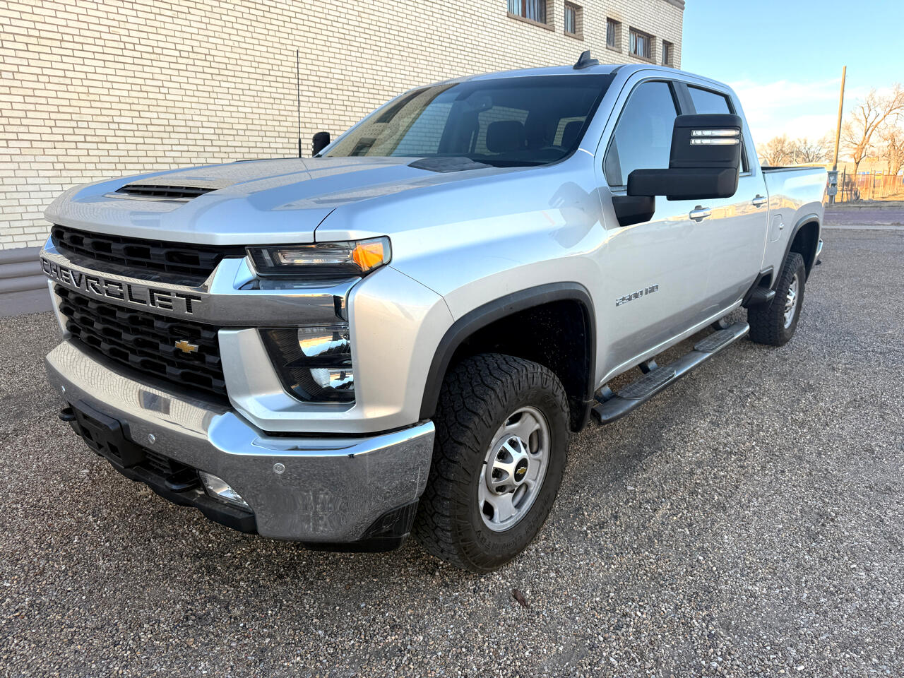Chevrolet Silverado 2500HD LT Crew Cab 4WD 2020