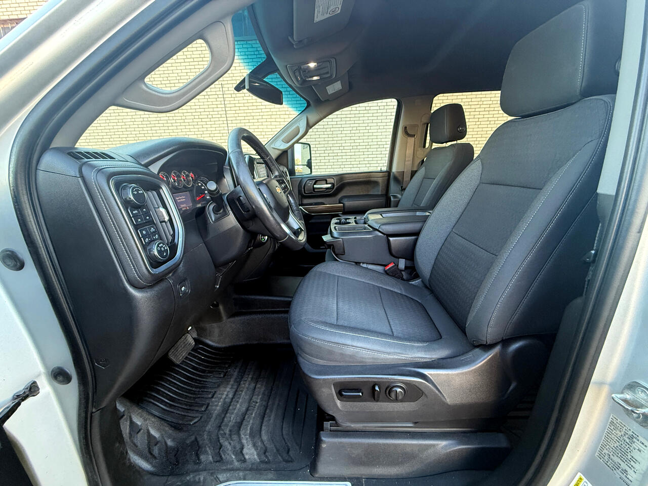 Chevrolet Silverado 2500HD LT Crew Cab 4WD 2020