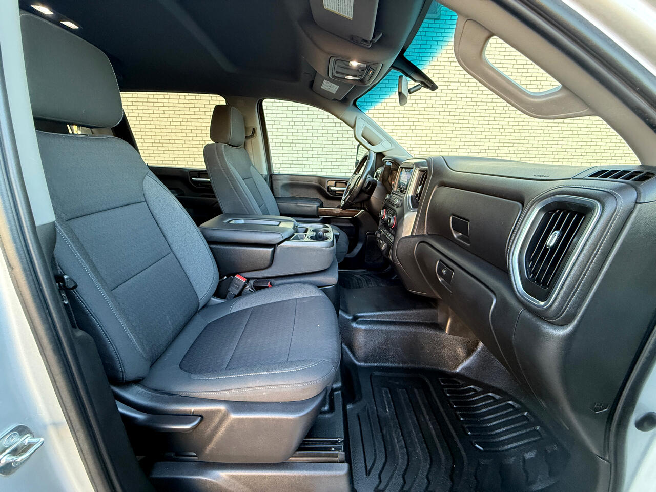 Chevrolet Silverado 2500HD LT Crew Cab 4WD 2020