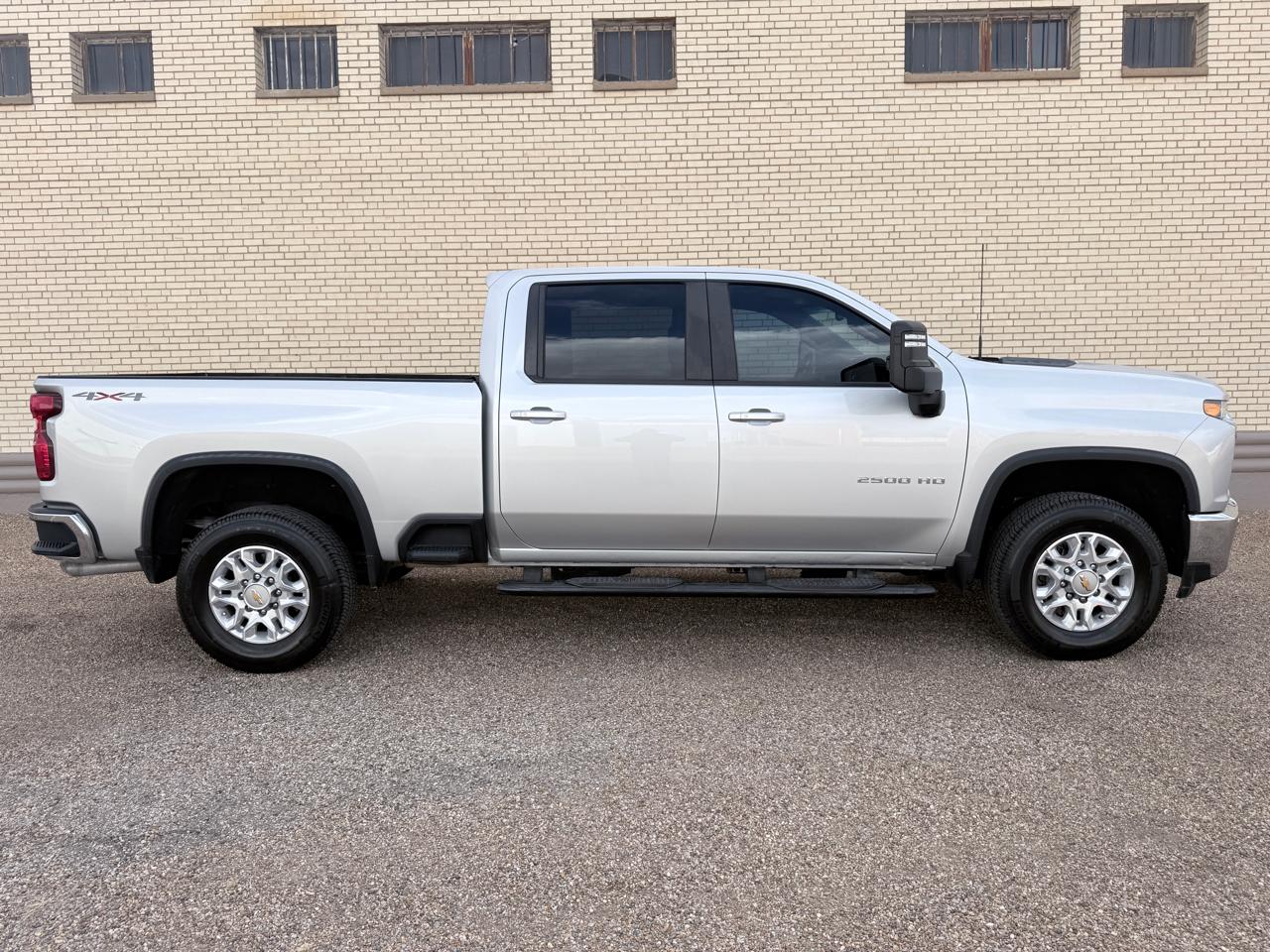 Chevrolet Silverado 2500HD LT Crew Cab 4WD 2020