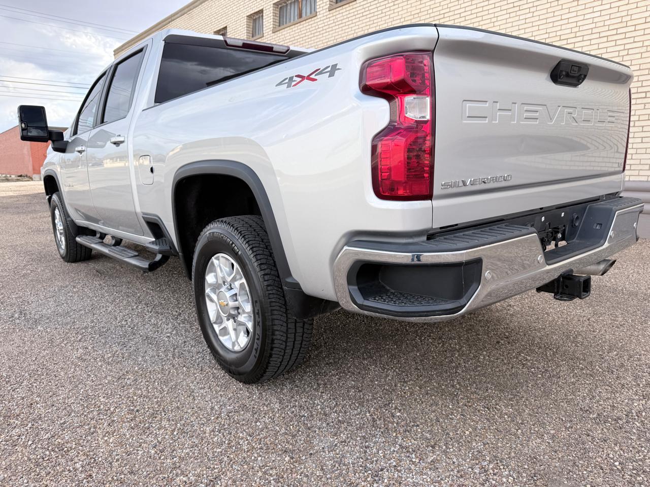 Chevrolet Silverado 2500HD LT Crew Cab 4WD 2020