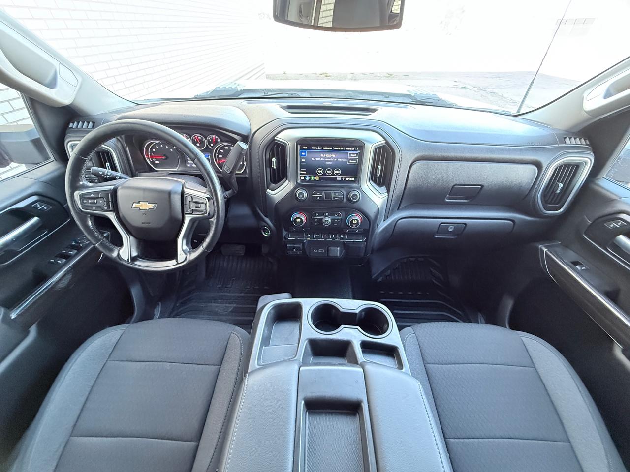 Chevrolet Silverado 2500HD LT Crew Cab 4WD 2020