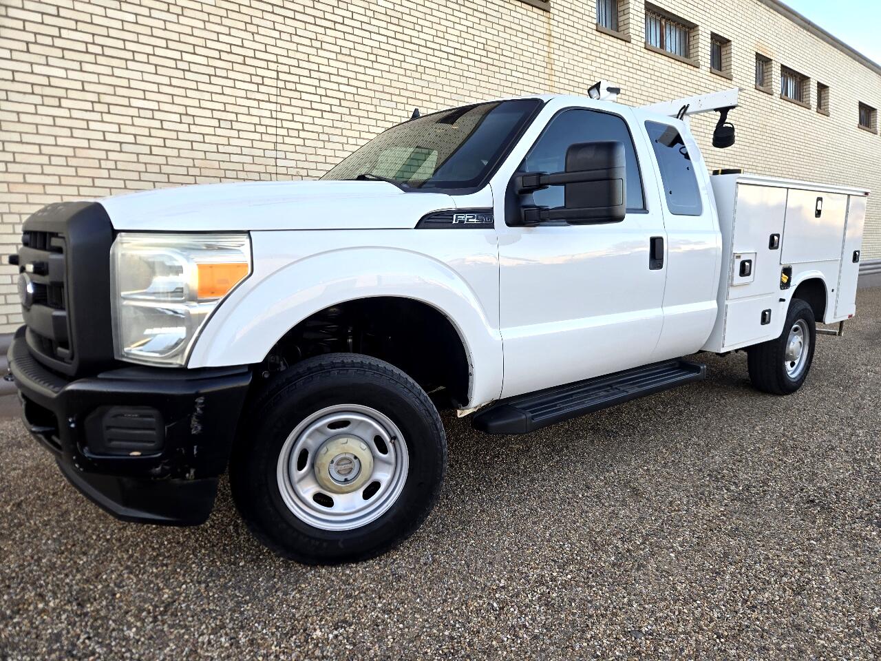 Ford Super Duty F-250 SRW 4WD SuperCab 158" XL 2015