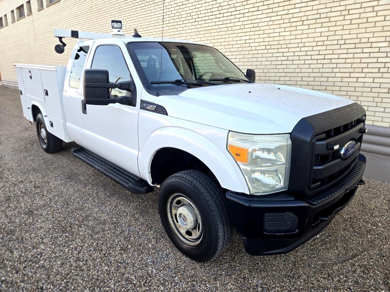 Ford Super Duty F-250 SRW 4WD SuperCab 158" XL 2015
