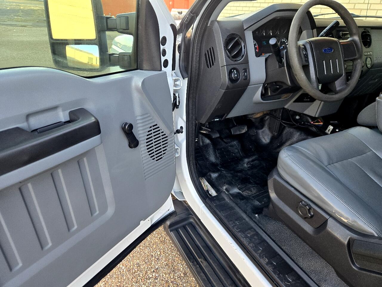 Ford Super Duty F-250 SRW 4WD SuperCab 158" XL 2015