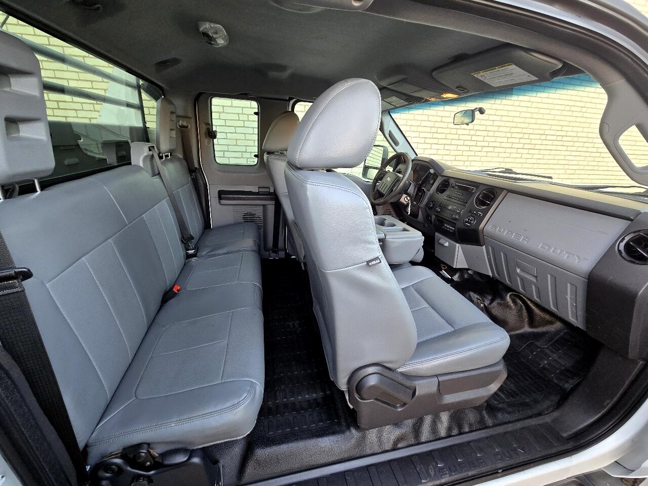 Ford Super Duty F-250 SRW 4WD SuperCab 158" XL 2015