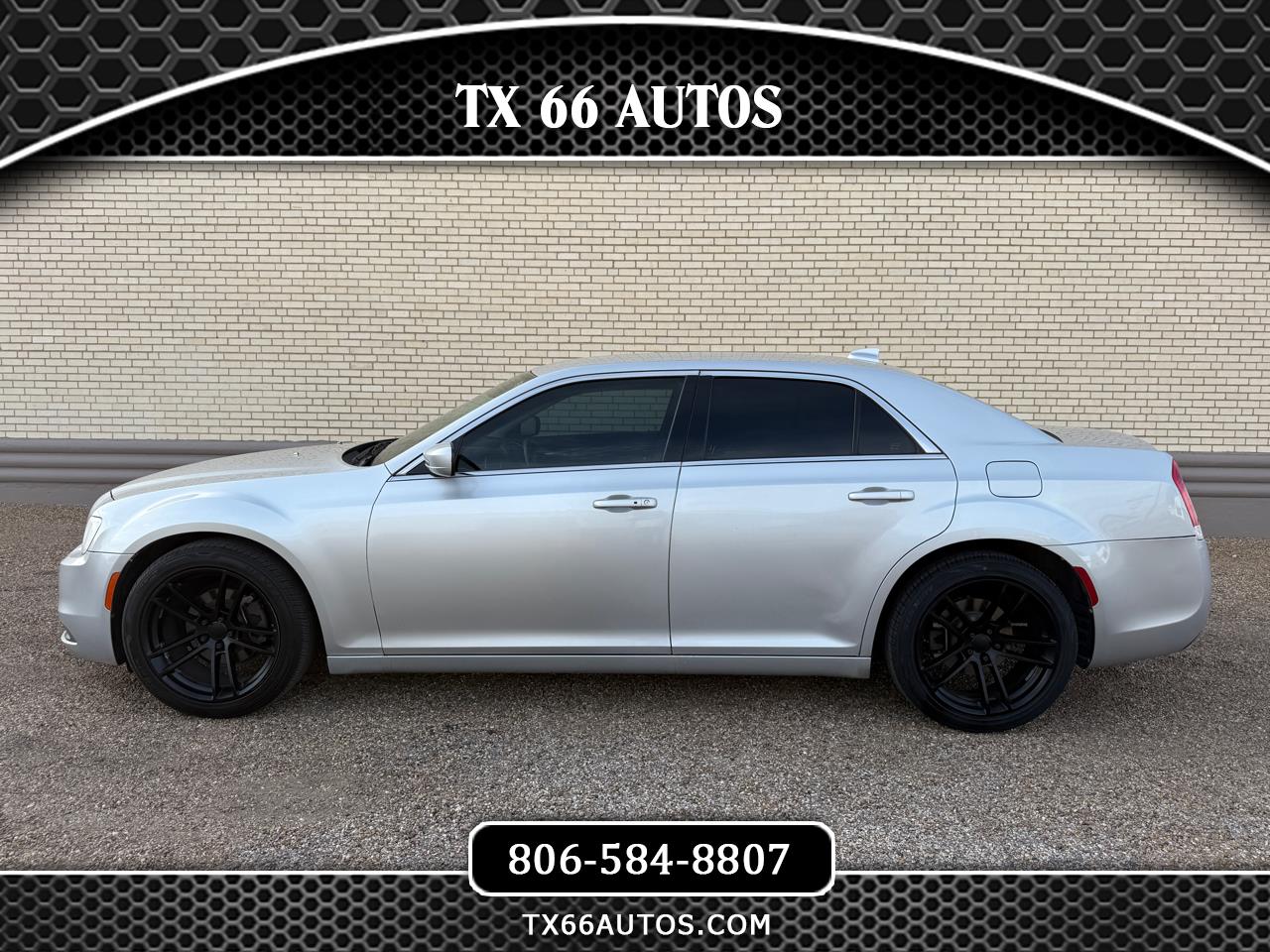 Chrysler 300 Touring RWD 2019