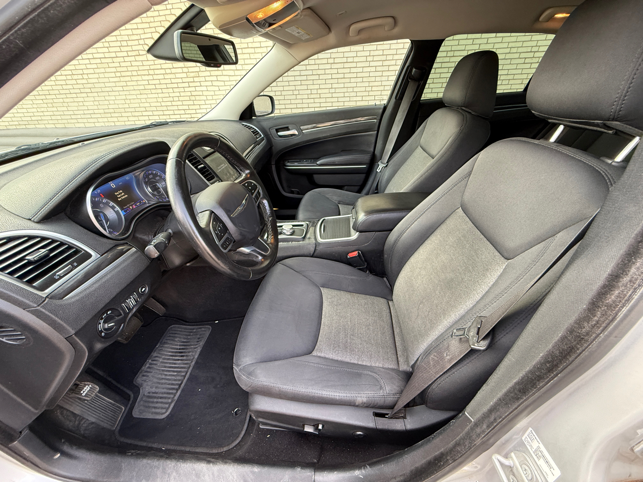 Chrysler 300 Touring RWD 2019