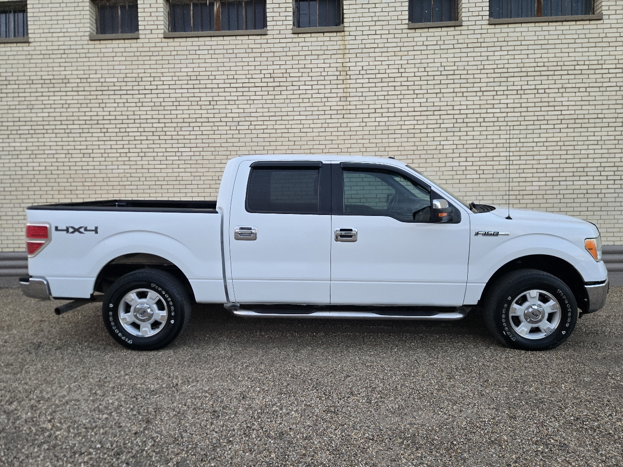 Ford F-150 XLT SuperCrew 4WD 2013