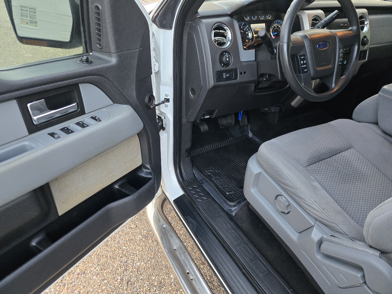 Ford F-150 XLT SuperCrew 4WD 2013