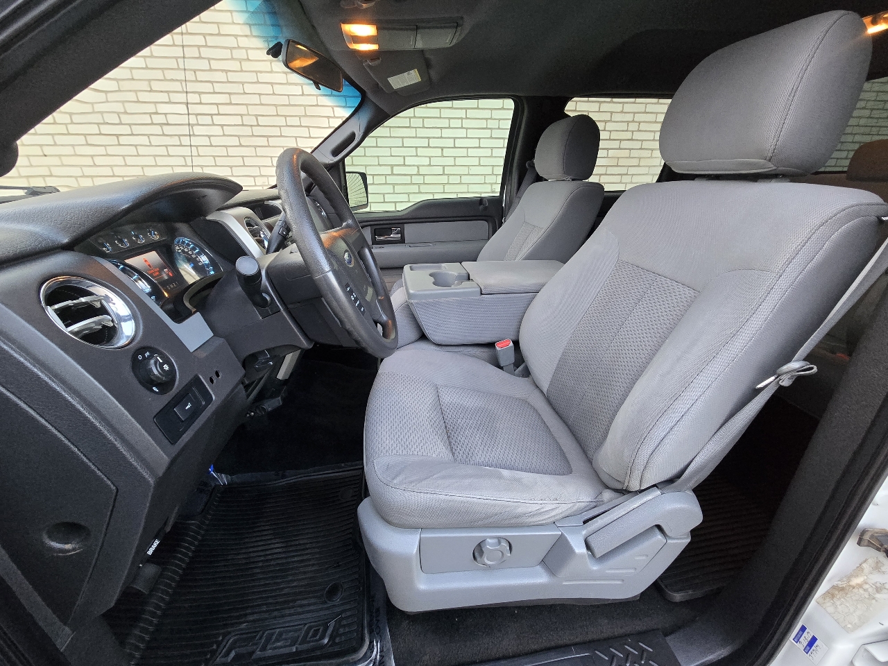 Ford F-150 XLT SuperCrew 4WD 2013