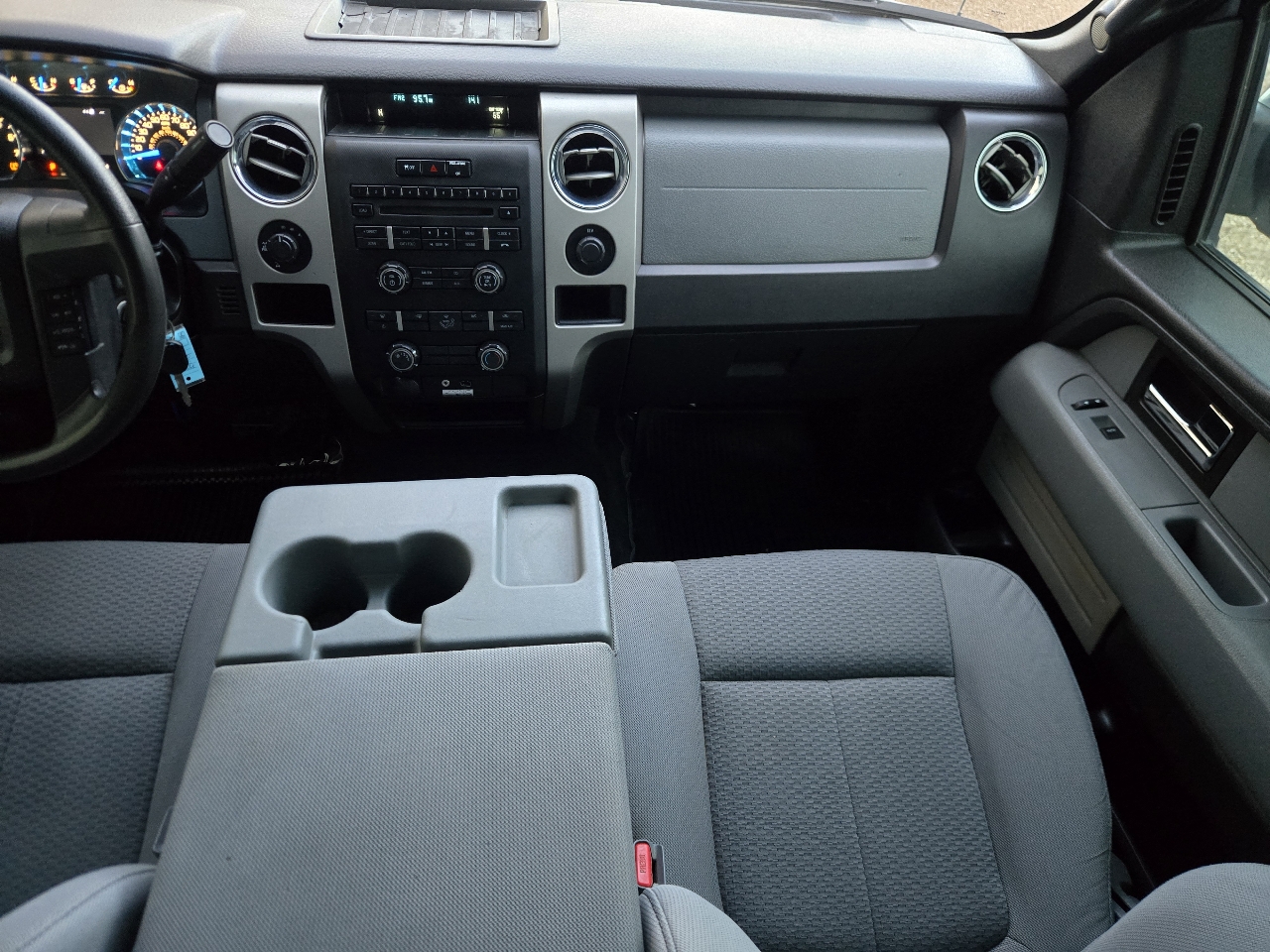 Ford F-150 XLT SuperCrew 4WD 2013