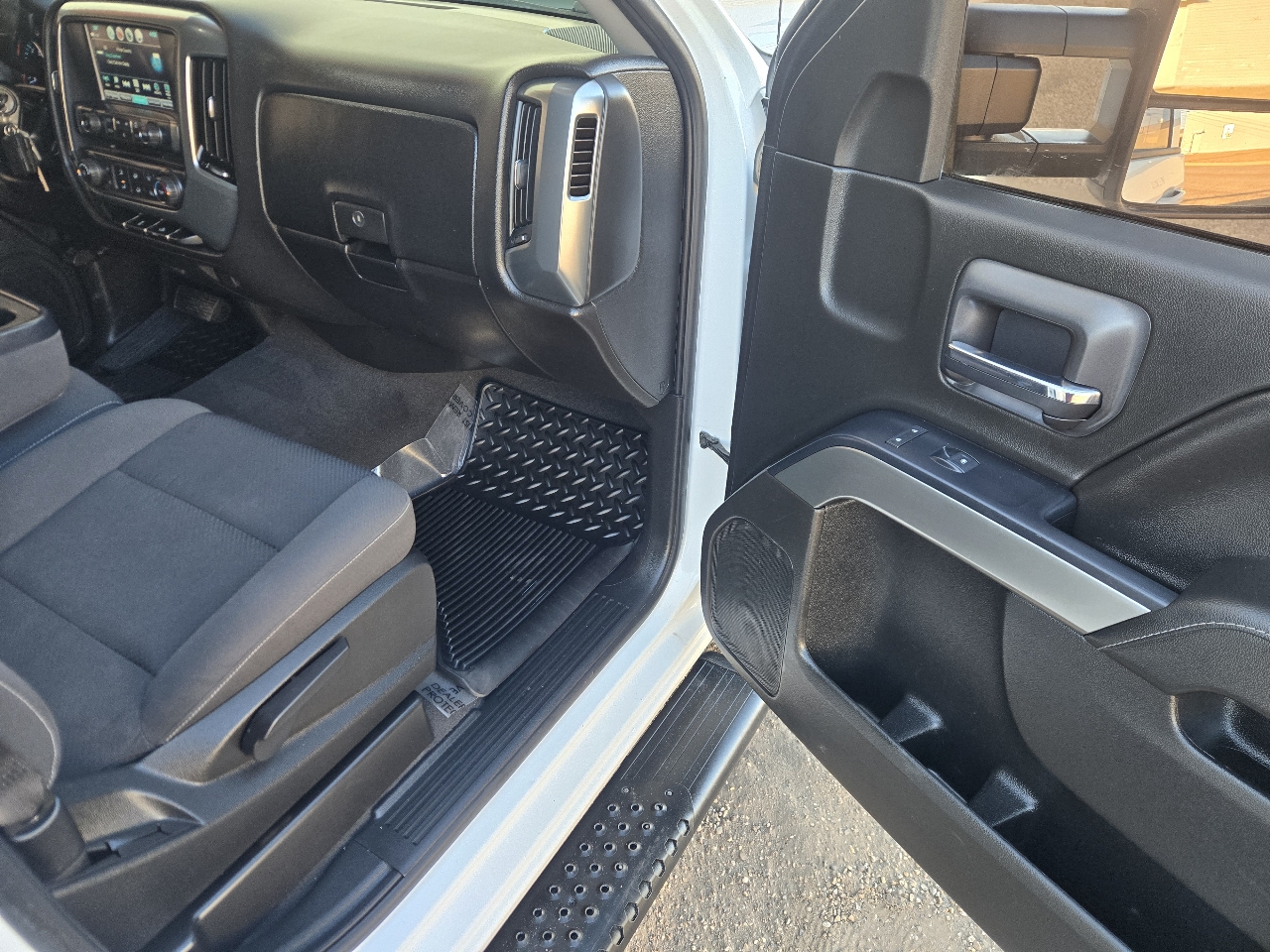 Chevrolet Silverado 2500HD LT Double Cab 4WD 2019