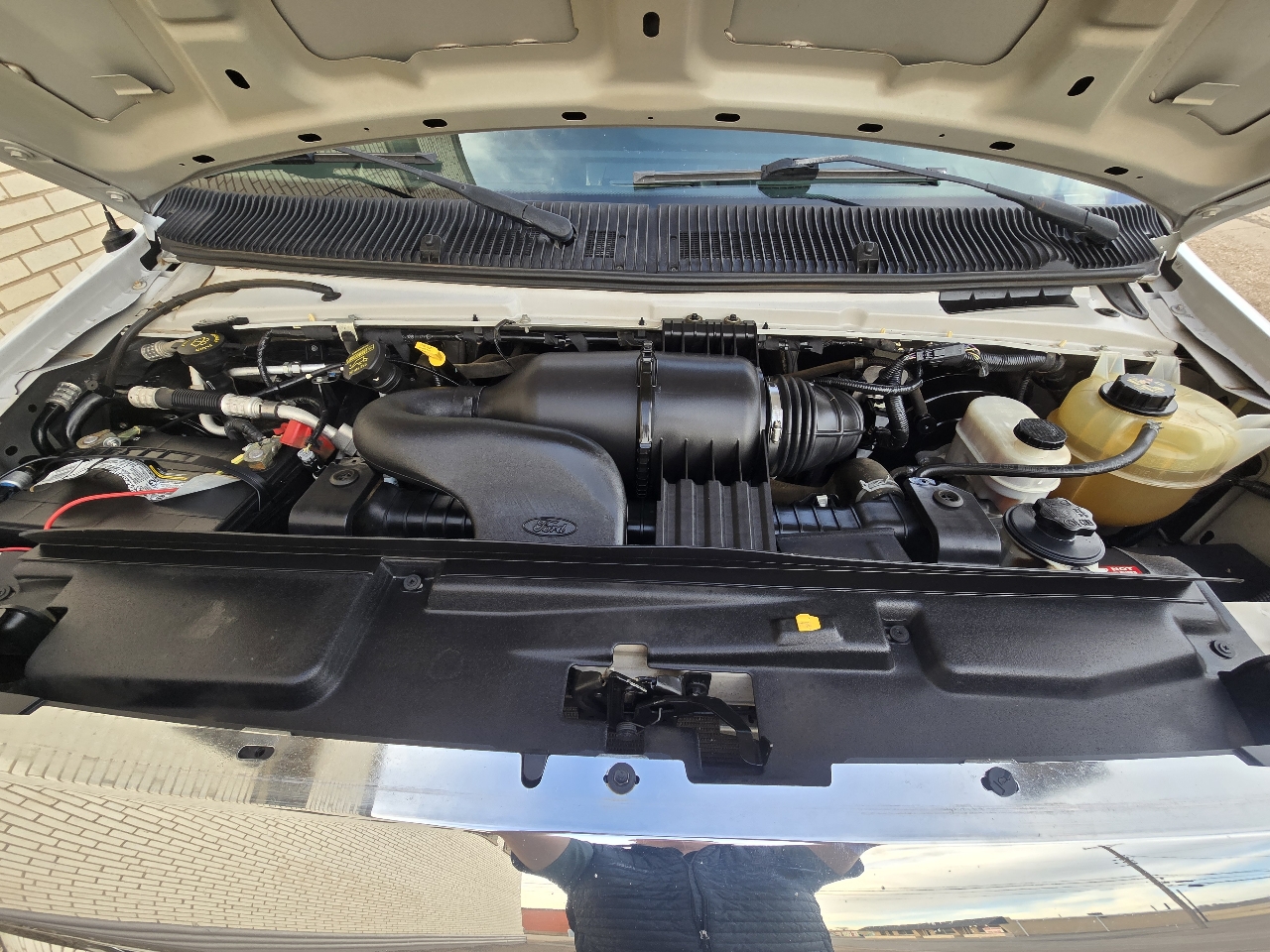 Ford Econoline Cargo Van E-250 Commercial 2014