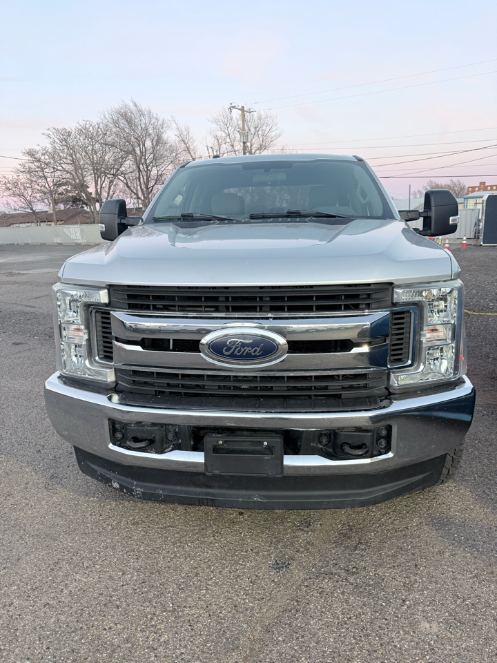 Ford Super Duty F-250 SRW 4WD Crew Cab 156" XLT 2019