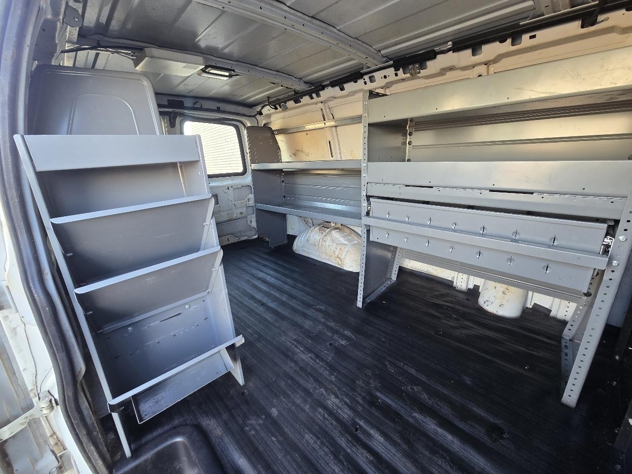 Chevrolet Express Cargo Van RWD 2500 135" 2014