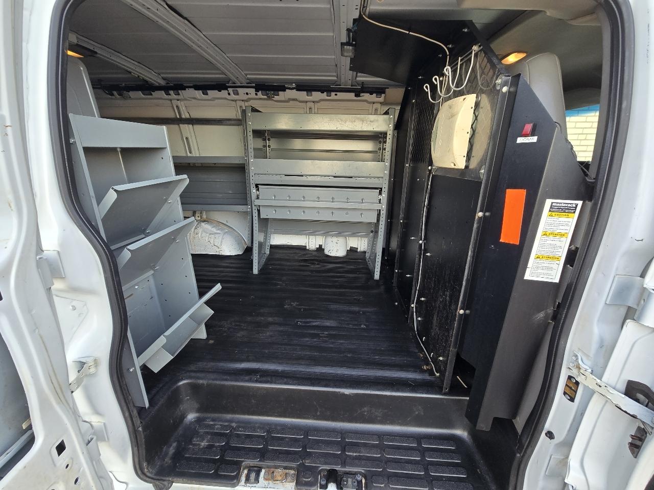 Chevrolet Express Cargo Van RWD 2500 135" 2014