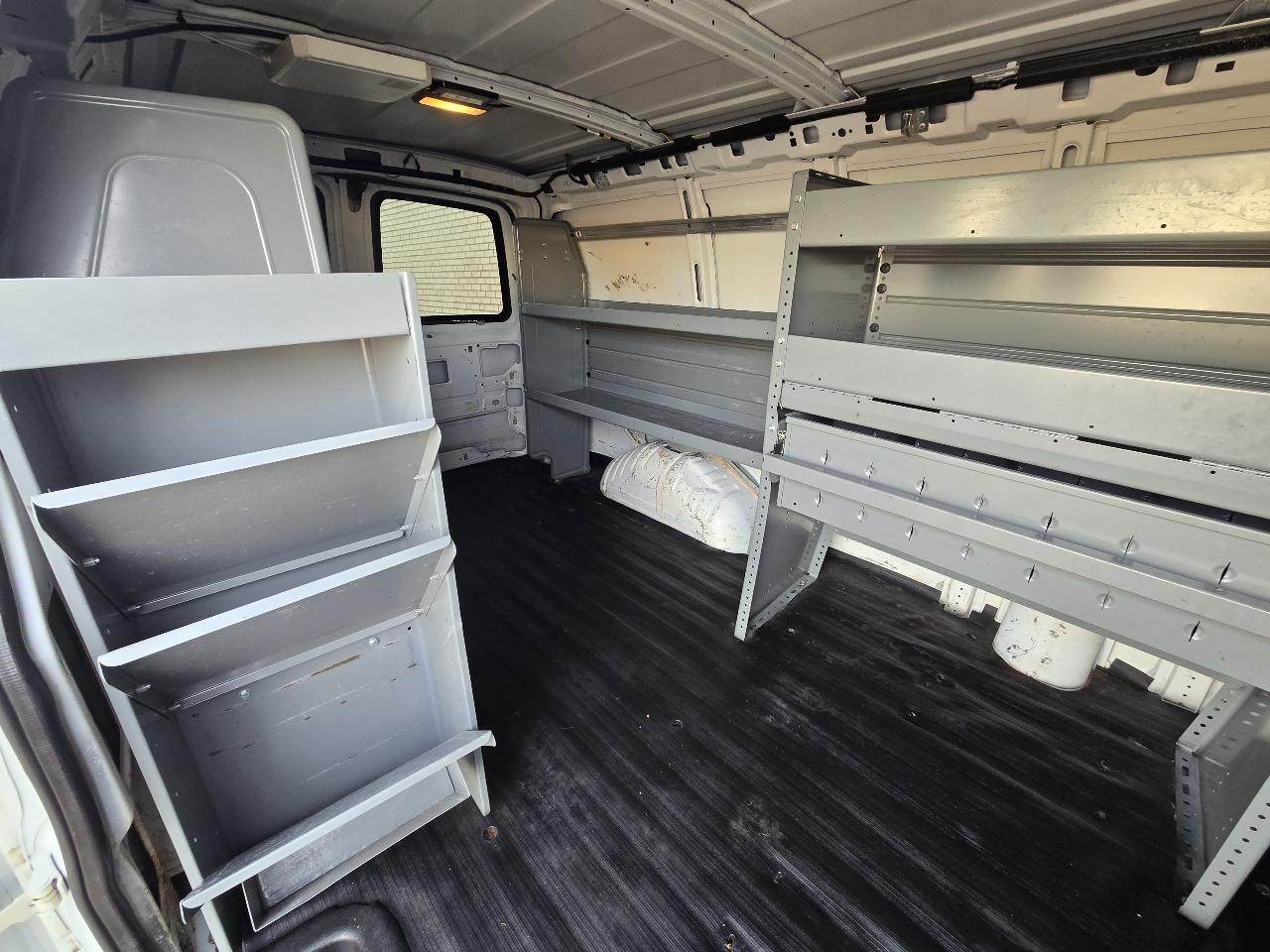 Chevrolet Express Cargo Van RWD 2500 135" 2014