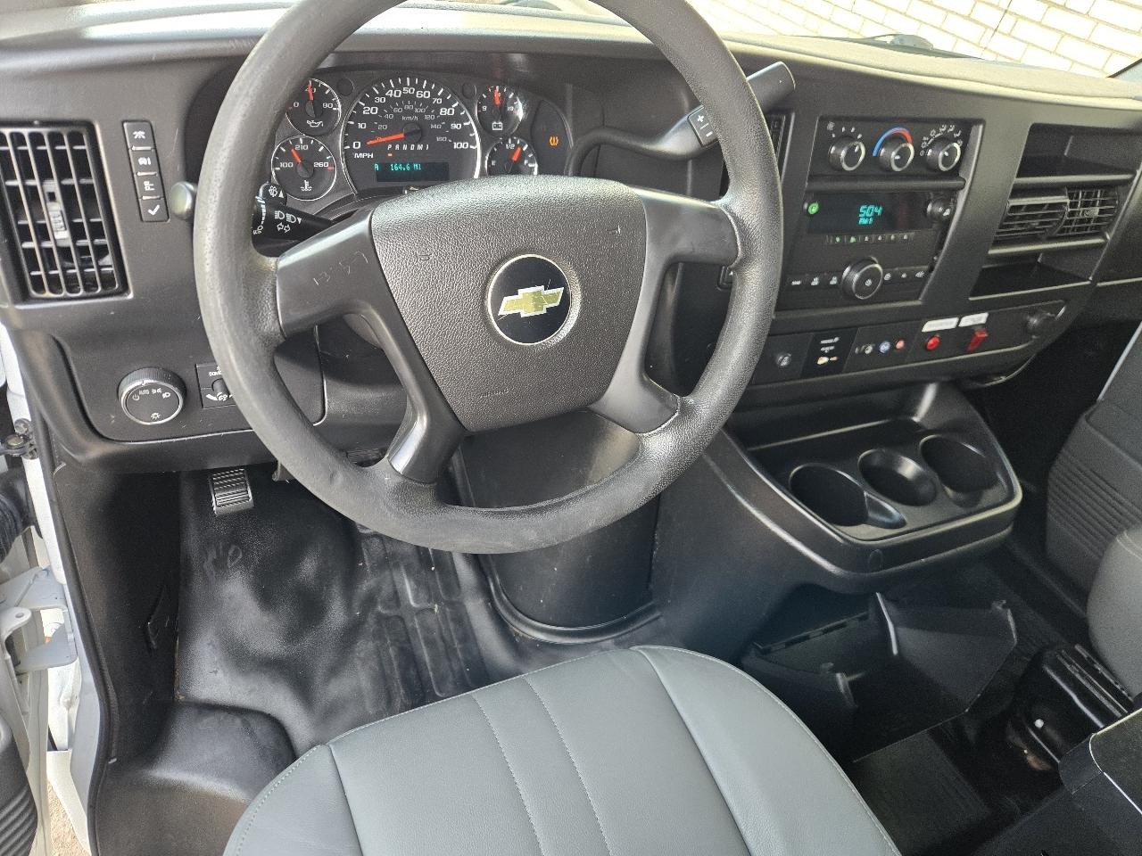 Chevrolet Express Cargo Van RWD 2500 135" 2014