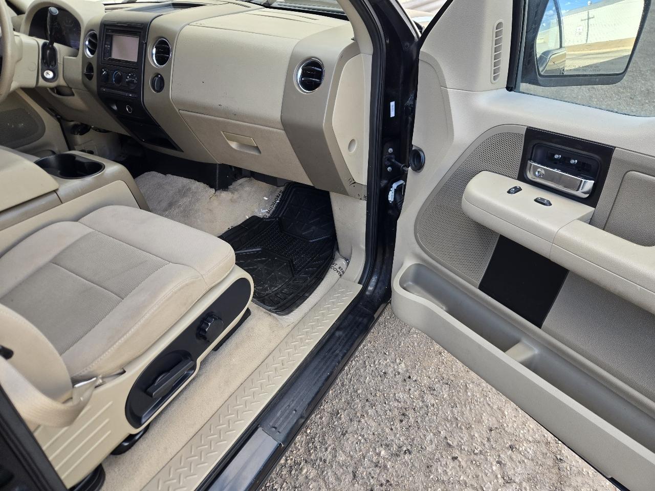 Ford F-150 XLT SuperCab 2WD 2005