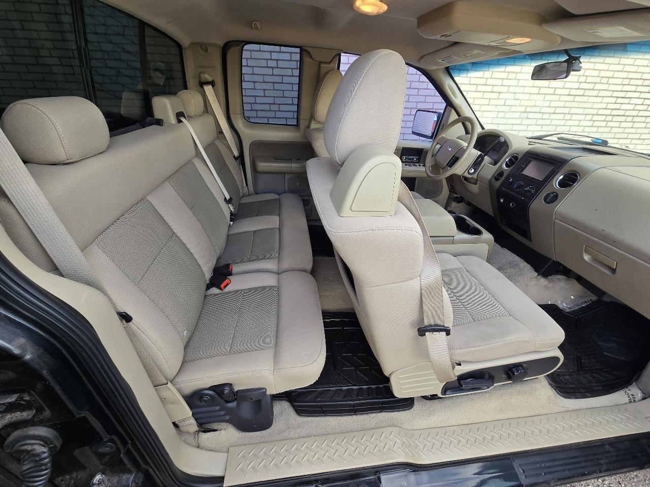 Ford F-150 XLT SuperCab 2WD 2005