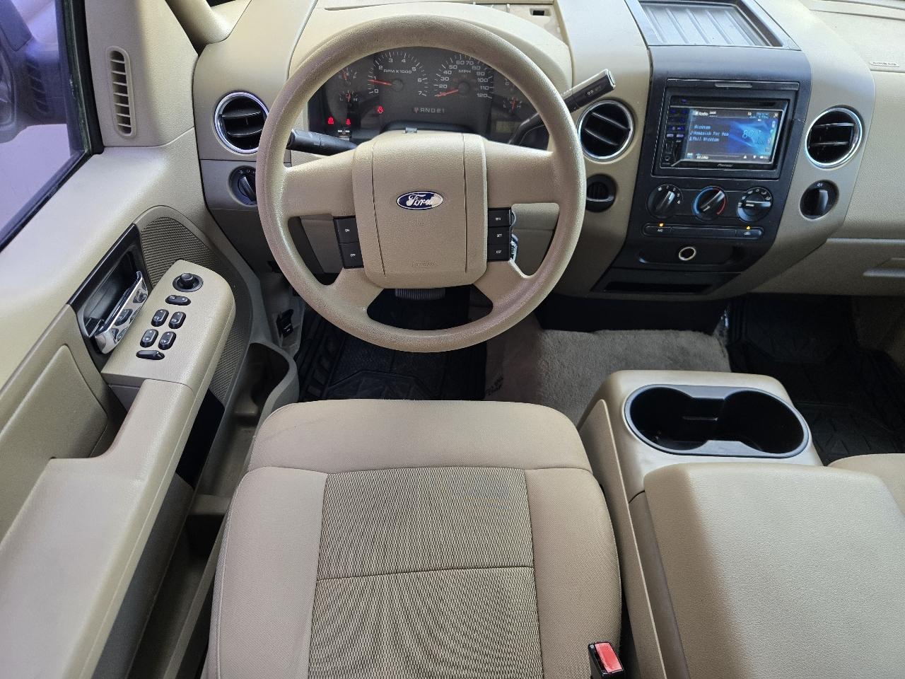 Ford F-150 XLT SuperCab 2WD 2005