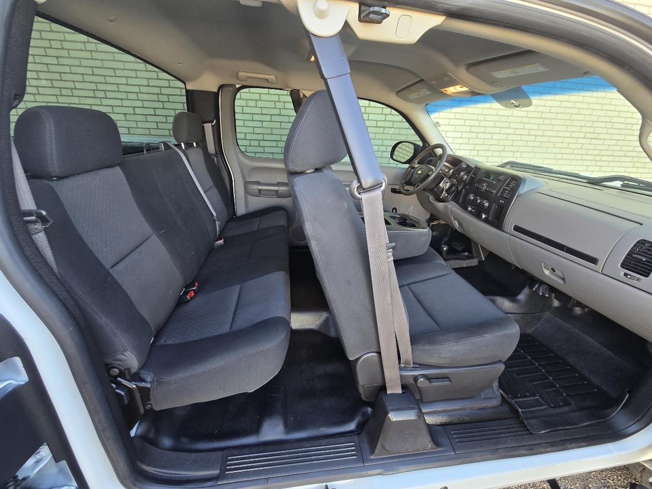 Chevrolet Silverado 2500HD 4WD Ext Cab 158.2" Work Truck 2013