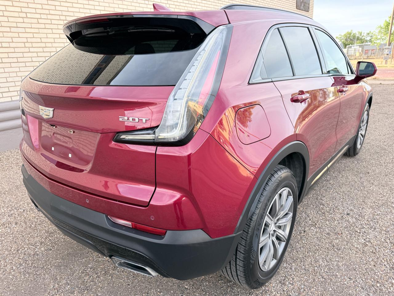 Cadillac XT4 FWD 4dr Sport 2019