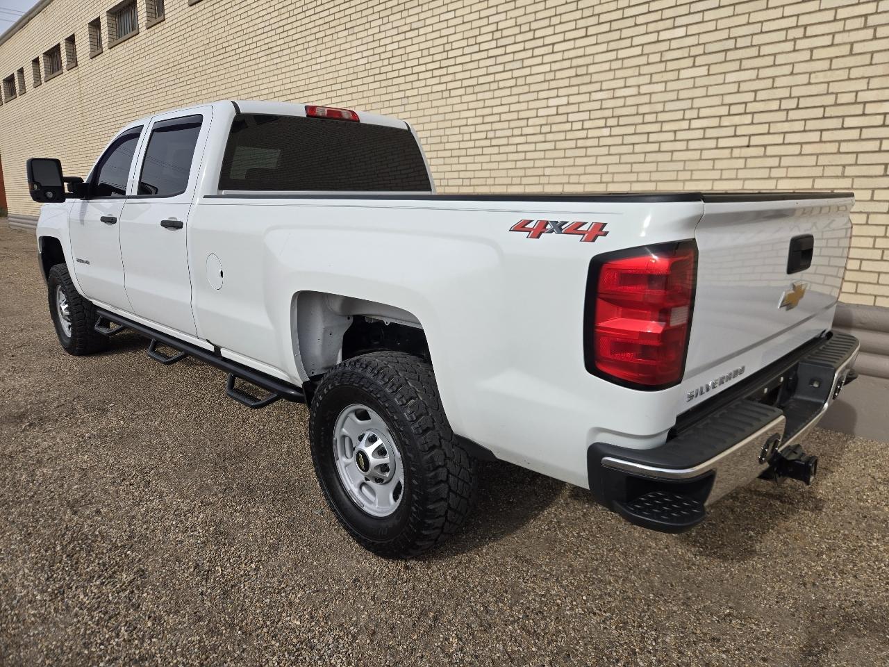 Chevrolet Silverado 2500HD Work Truck Crew Cab Long Bed 4WD 2019
