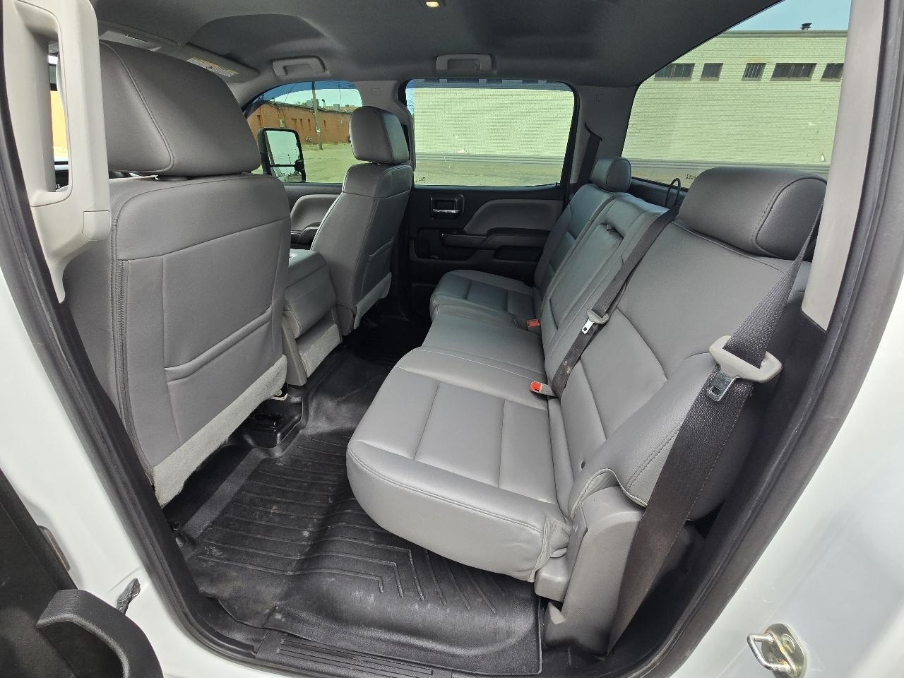 Chevrolet Silverado 2500HD Work Truck Crew Cab Long Bed 4WD 2019