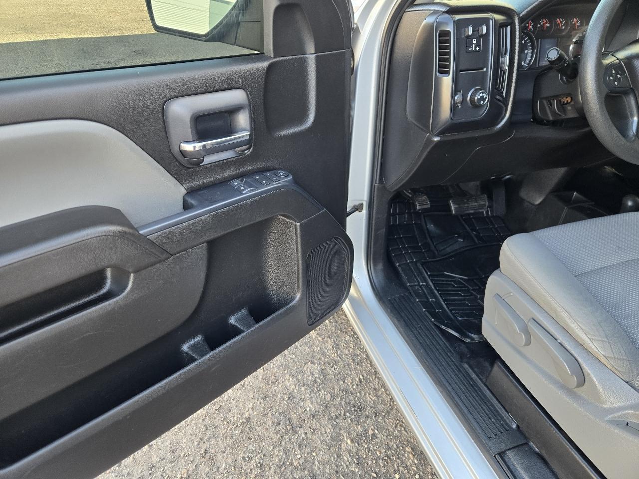 Chevrolet Silverado 1500 Work Truck Long Bed 4WD 2017